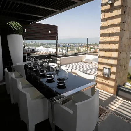 Penthouse Grand Noir 아파트