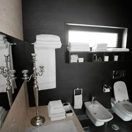 Penthouse Grand Noir