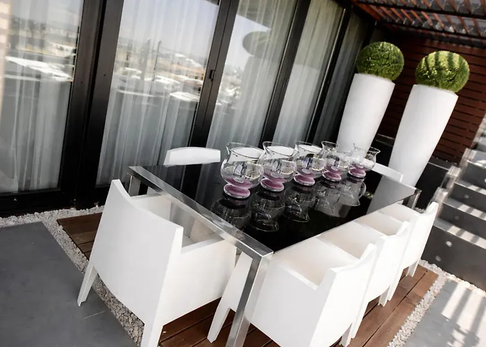 Penthouse Grand Noir *