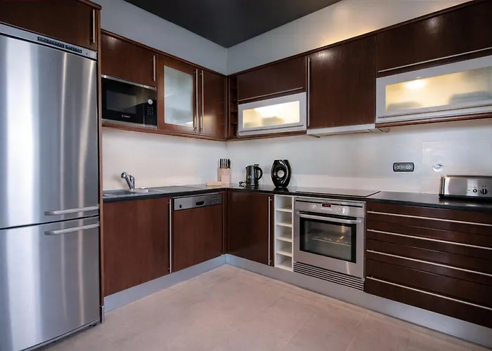 Penthouse Grand Noir * 기아